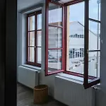 Aux Portes Du Marche Nyaraló