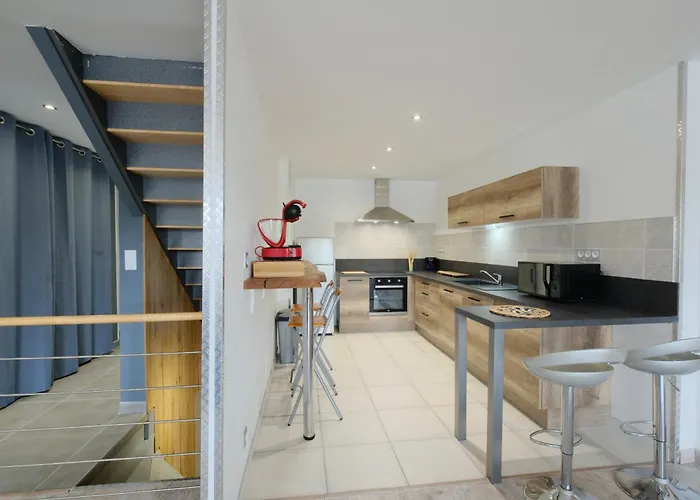 Aux Portes Du Marche Dom wakacyjny