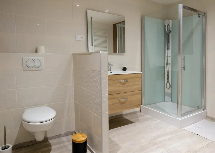 Aux Portes Du Marche Dom wakacyjny