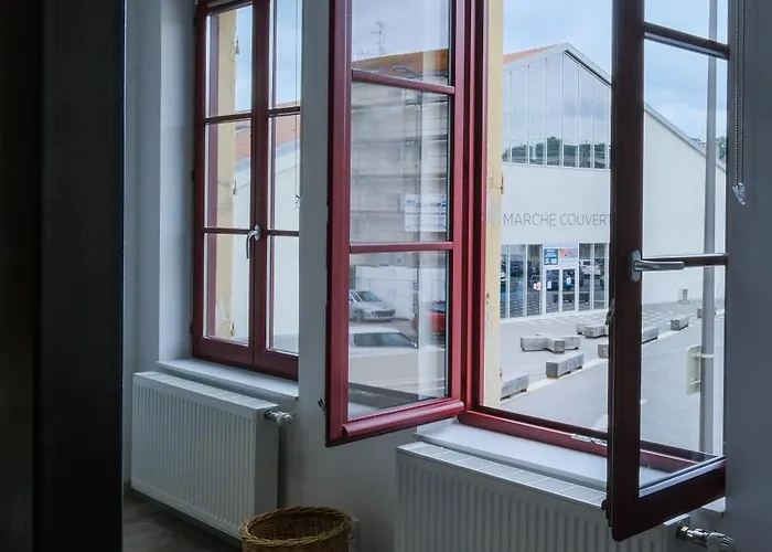 Aux Portes Du Marche Dom wakacyjny