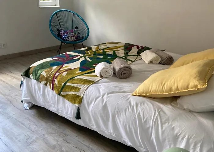 Aux Portes Du Marche Dom wakacyjny *